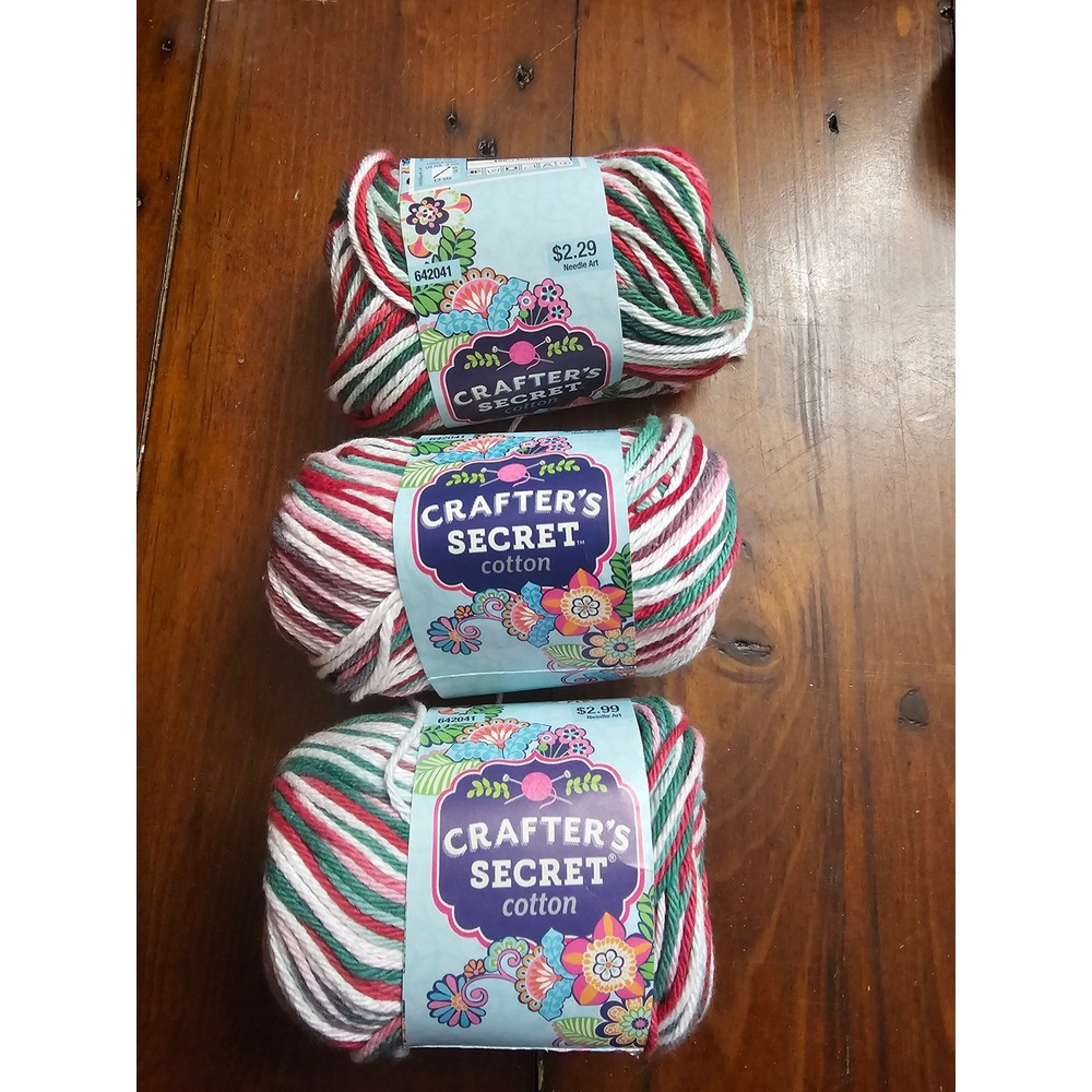 Crafter's‎ Secret Cotton Yarn I Love Christmas Red Green White 3 Skeins Lot 95yd